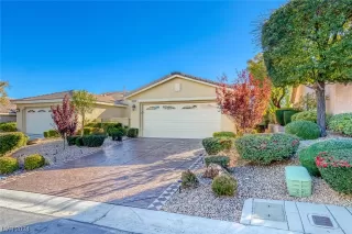 Photo #1: 2550298 Listing