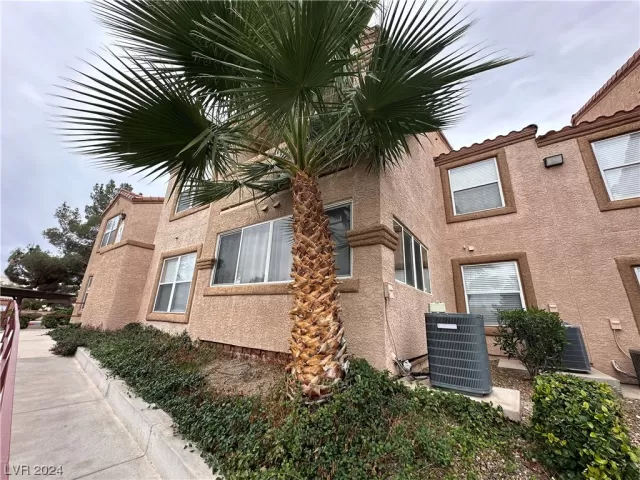 MLS: 2550307 Condo For Sale