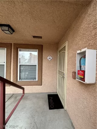 Photo #1: 2550307 Listing 