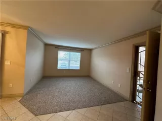 Photo #6: 2550307 Listing 