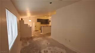 Photo #5: 2550312 Listing 