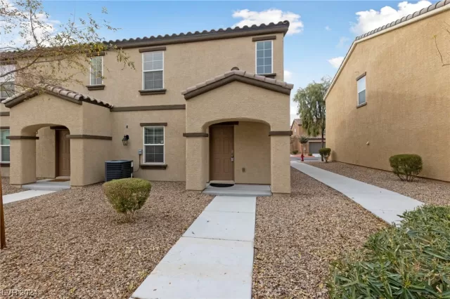 MLS: 2550314 Condo For Sale