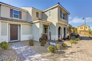 Photo #1: 2550315 Listing 