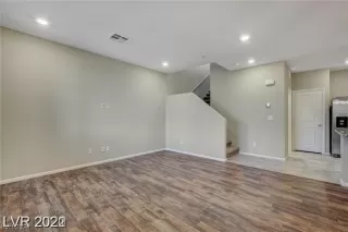 Photo #3: 2550315 Listing 