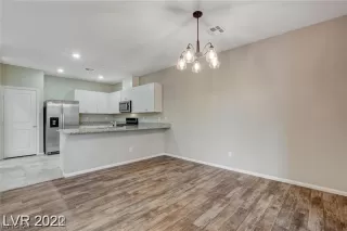 Photo #4: 2550315 Listing 