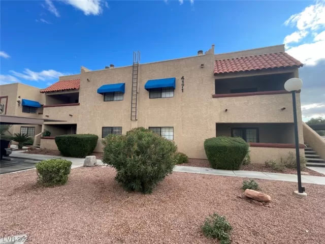 MLS: 2550325 Condo For Sale