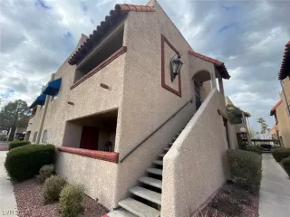 Photo #2: 2550325 Listing 