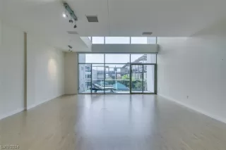 Photo #6: 2550334 Listing