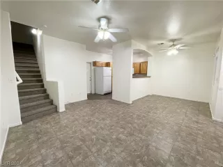 Photo #6: 2550364 Listing 
