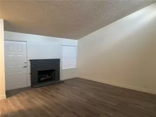 Photo #3: 2550380 Listing 