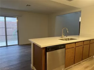 Photo #6: 2550380 Listing 
