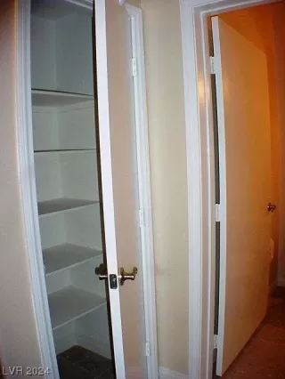 Photo #5: 2550382 Listing 