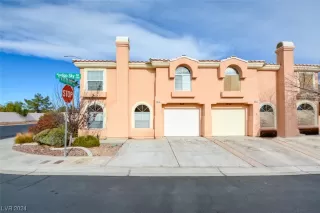 Photo #2: 2550396 Listing 