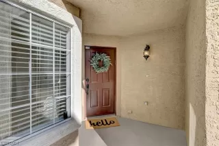 Photo #4: 2550406 Listing