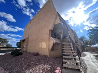 Photo #1: 2550432 Listing