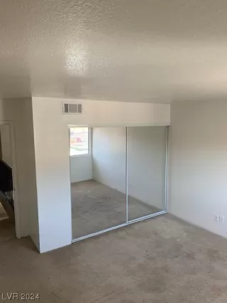 Photo #6: 2550432 Listing