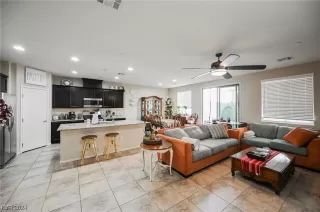 Photo #3: 2550467 Listing 