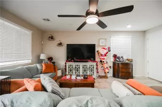 Photo #6: 2550467 Listing 