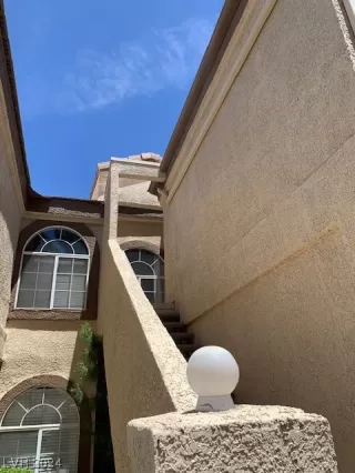 Photo #2: 2550539 Listing 