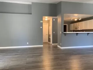 Photo #4: 2550539 Listing 