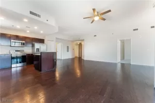 Photo #5: 2550585 Listing 