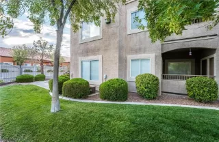 Photo #3: 2550588 Listing