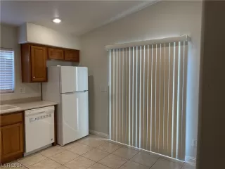 Photo #4: 2550612 Listing 