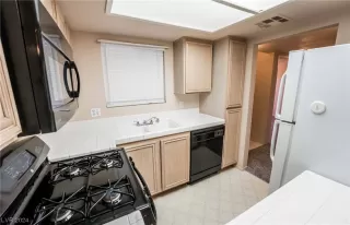 Photo #6: 2550623 Listing 