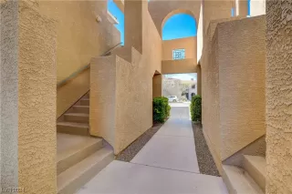 Photo #1: 2550631 Listing 