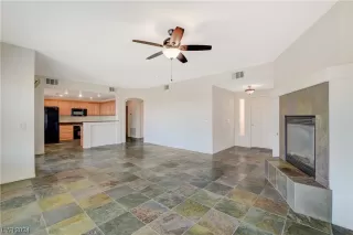 Photo #6: 2550631 Listing 