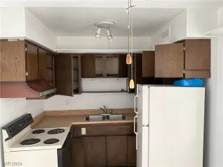 Photo #1: 2550661 Listing 