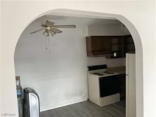 Photo #2: 2550661 Listing 