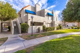 Photo #1: 2550667 Listing