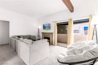 Photo #3: 2550667 Listing