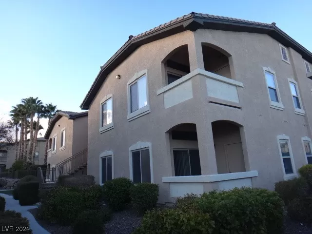 MLS: 2550687 Condo For Sale