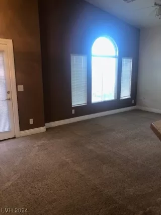 Photo #4: 2550691 Listing 