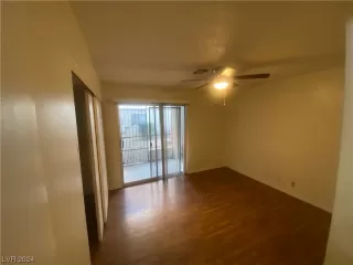 Photo #2: 2550707 Listing 