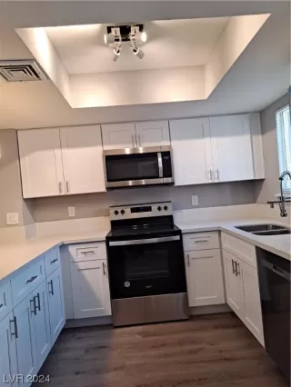 Photo #1: 2550720 Listing