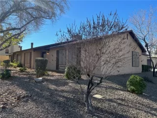 Photo #2: 2550730 Listing 