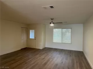 Photo #4: 2550730 Listing 