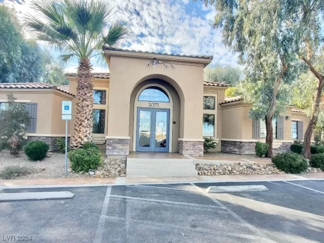 MLS: 2550748 Condo For Sale