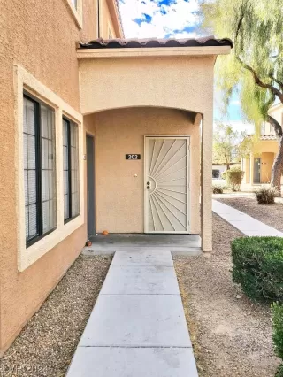 Photo #1: 2550748 Listing 