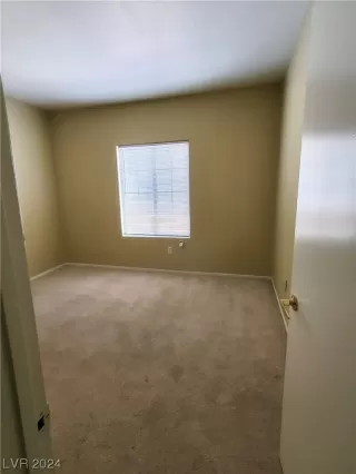 Photo #6: 2550748 Listing 