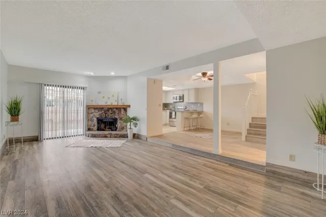 MLS: 2550752 Condo For Sale