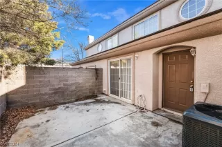 Photo #5: 2550764 Listing 