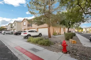 Photo #2: 2550766 Listing