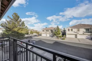 Photo #6: 2550766 Listing