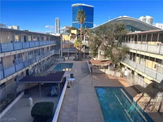 Photo #1: 2550784 Listing