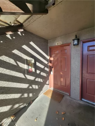 Photo #2: 2550786 Listing 