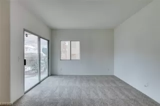 Photo #1: 2550808 Listing 